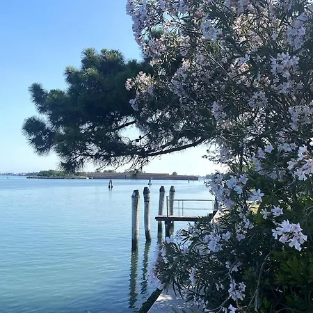 Lägenhet Lagoon View Terrace