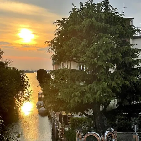 Lagoon View Terrace *